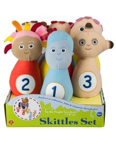 Play a classic game of skittles with Iggle Piggle, Makka Pakka, Upsy Daisy, the Tombliboos and a soft rattle ball.