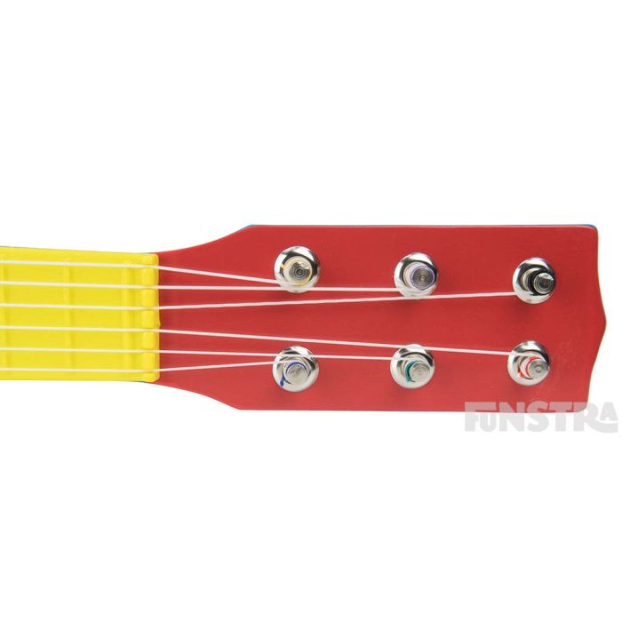 With 6 nylon strings, children can sing and play along to their favourite Wiggles songs.