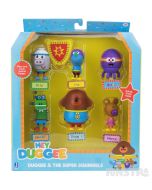 The superhero mini figure set features Duggee and the squirrels Roly, Tag, Betty, Happy and Norrie wearing their superhero costumes.